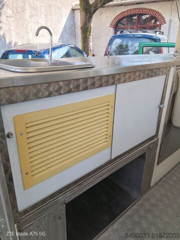 Foodtruck för gatumat Piaggio Porter
