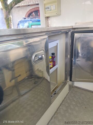 Furgon za street food Piaggio Porter