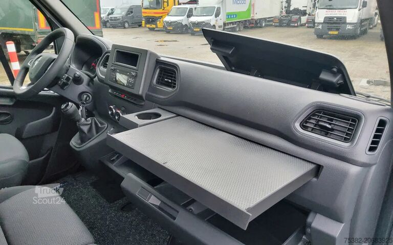 Koffer Renault MASTER 165.35 MET GESLOTEN LAADBAK & ACHTERDEUR...