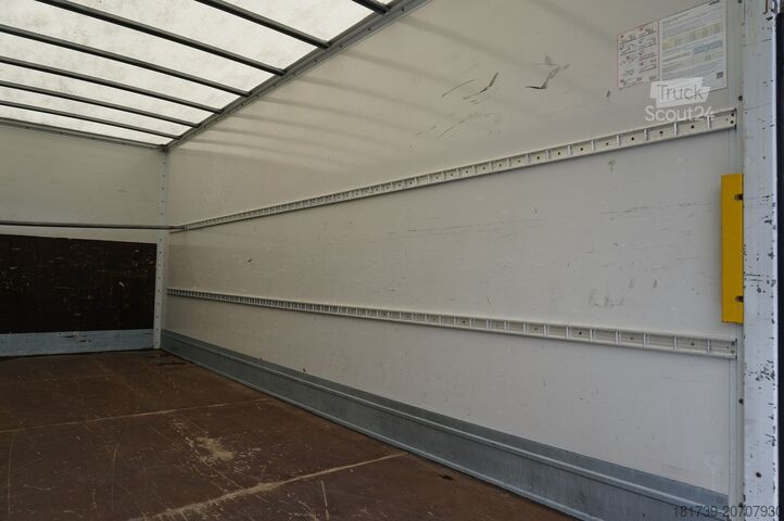 Box truck Mercedes-Benz Atego 816 E6 4x2 / container / 15 pallet