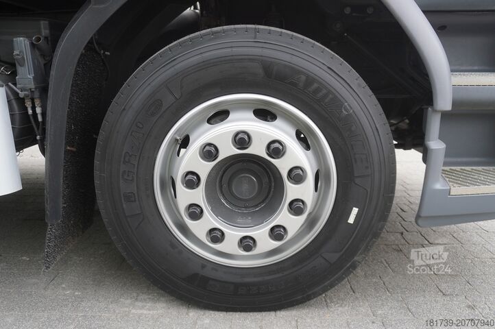 Box truck DAF LF 290 / 21 EPAL box / 2021