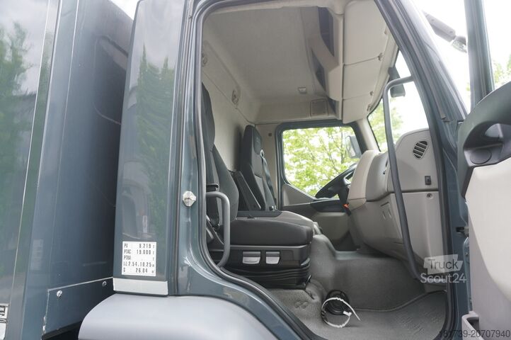 Box truck DAF LF 290 / 21 EPAL box / 2021