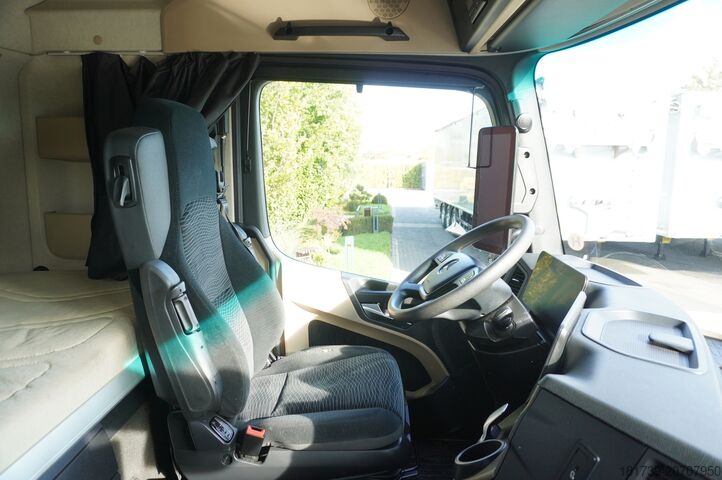 Box truck Mercedes-Benz Actros 2545 MP5 / KRONE 18 EPAL box body