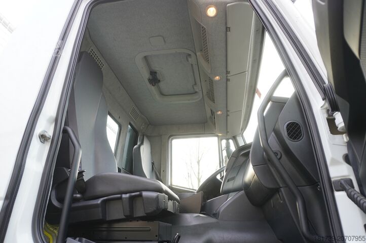 Platform kamyonlar Iveco Stralis X-Way 310 4x2 E6 / Fassi F155