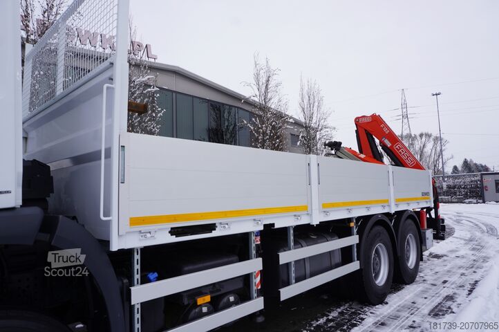 Vinçli platform Mercedes-Benz Arocs 2633 flatbed truck / Crane FASSI