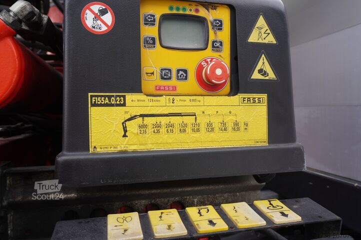 Vinçli platform Mercedes-Benz Arocs 2633 flatbed truck / Crane FASSI