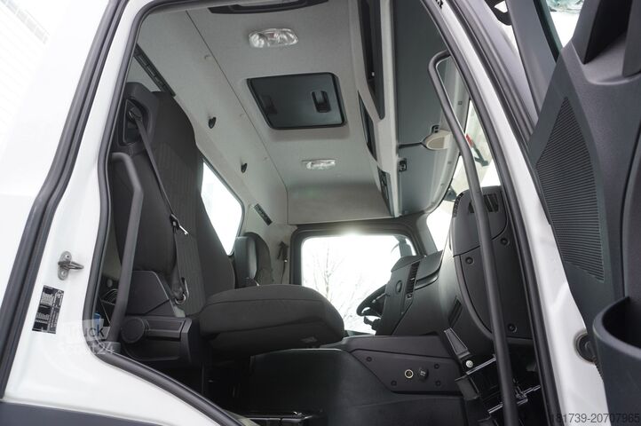 Vinçli platform Mercedes-Benz Arocs 2633 flatbed truck / Crane FASSI