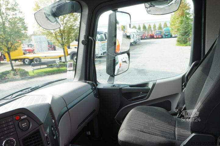 Vinçli platform Mercedes-Benz Antos 2540 / Flatbed 15 EPAL/ Fassi F165