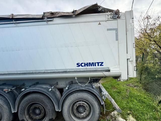Полуприцеп-самосвал Schmitz Cargobull SGF S3