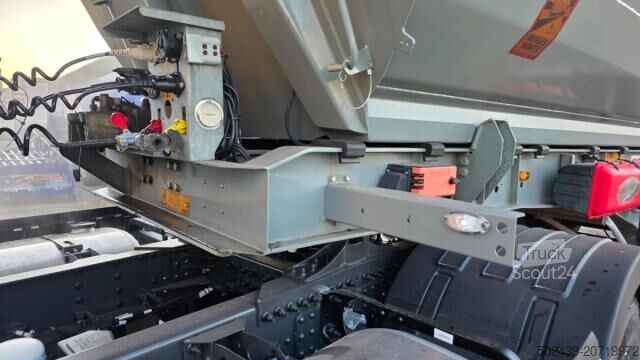 Tippsemitrailer Fruehauf FST4FC (Location / Rent)