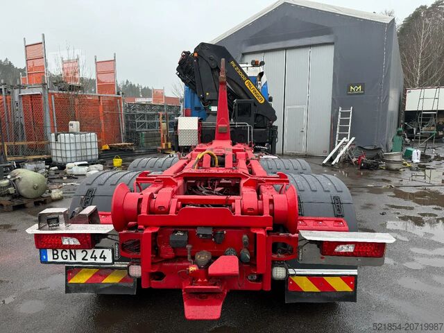 Innenlader Scania P420 6X2*4, Hooklift-truck with Crane, 2008