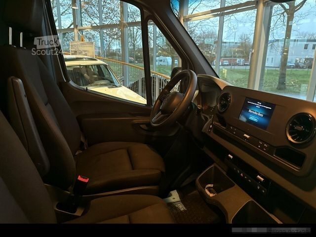 Ван с висока покривка MERCEDES-BENZ Sprinter 319 CDI V6+STANDHZ+AHK++SCHWINGSITZ