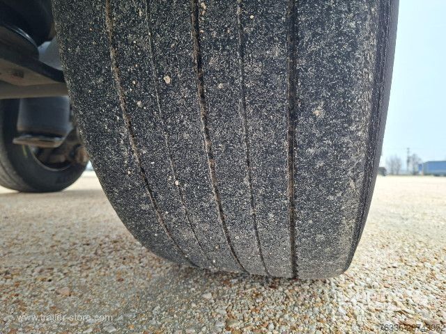 Полуремарке Schmitz Cargobull Containerchassis Standard