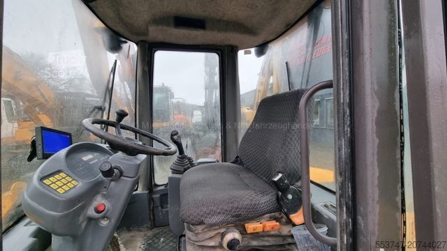 Încărcător pe roți VOLVO Volvo L30B Pro