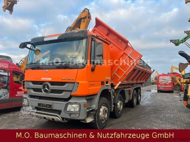 Camión volquete trilateral MERCEDES-BENZ Actros 4144