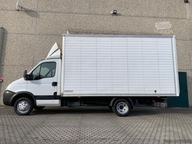 Furgon blaszak Iveco Daily 35C14 con Furgone in Lega 4,50 mt.