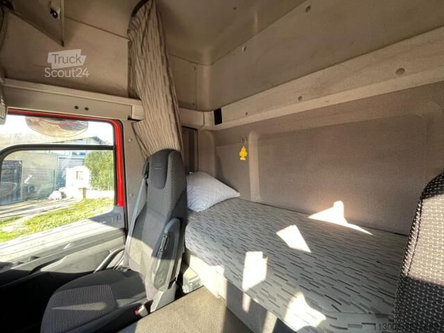 Standaard trekker DAF CF 440