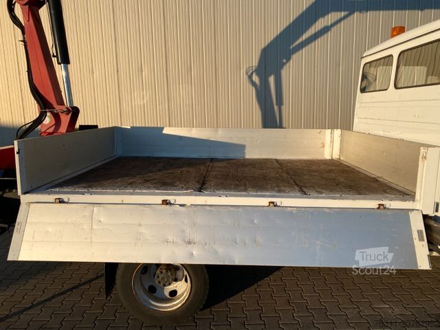 Furgone pick-up MERCEDES-BENZ 814 D DOKA | HMF 683 K4 Faltkran*Kugelkopf AHK