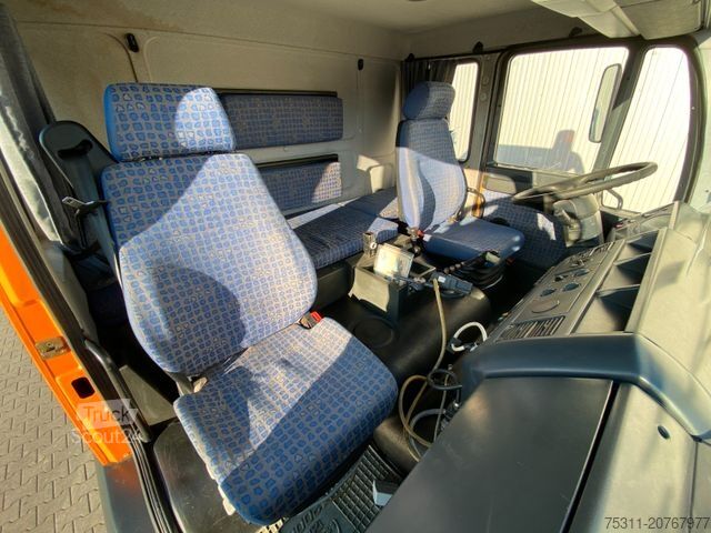 Kipper LKW MAN LE 8.220 4x4 | Kipper/Kran Palfinger PK7001