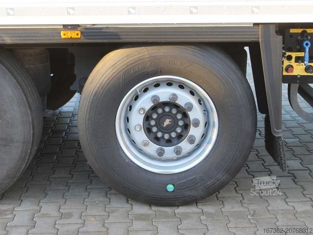 Semirimorchio frigorifero SCHMITZ CARGOBULL CARGOBULL SCB*S3B, THERMO KING SLXI300