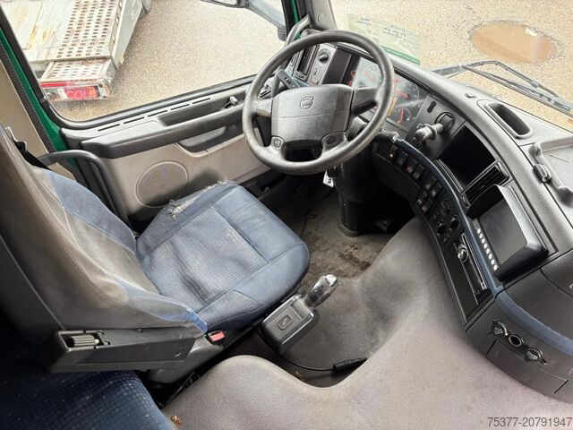 Standard tractor Volvo FH 440 FM 6 x 2 Euro 5 low cabin