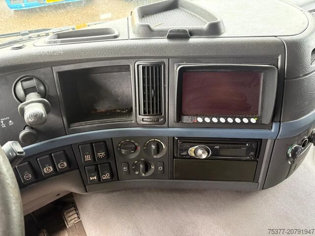 Standard tractor Volvo FH 440 FM 6 x 2 Euro 5 low cabin