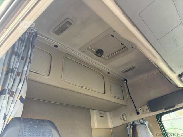 Standard tractor Volvo FH 440 FM 6 x 2 Euro 5 low cabin