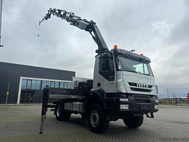 Vrachtwagen met kraan Iveco Trakker 410 4x4 Hiab 244-5 + Fly jib , winch 12...