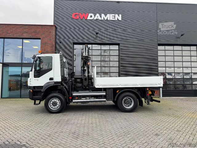 Vrachtwagen met kraan Iveco Trakker 410 4x4 Hiab 244-5 + Fly jib , winch 12...