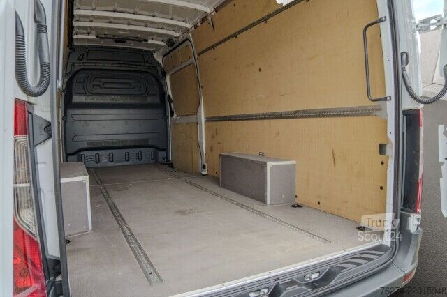 Furgon z wysokim dachem Mercedes-Benz Sprinter 317 CDI Hochdach L3H2 Pro Automatik