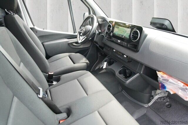 Furgon z wysokim dachem Mercedes-Benz Sprinter 317 CDI Hochdach L3H2 Pro Automatik