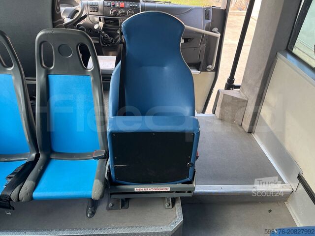 IVECO 100/E4 school bus IVECO 100/E4