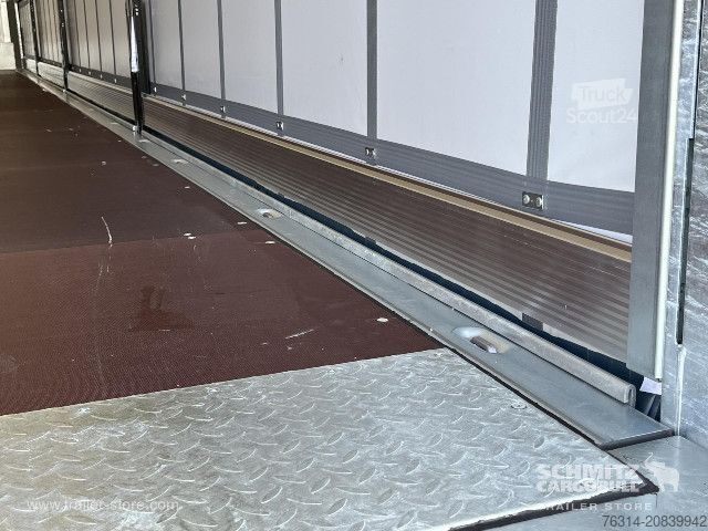 Atvērta puspiekabe ar tentu Schmitz Cargobull Curtainsider Standard Getränke