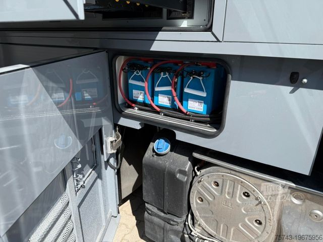 Caravan/camper SCANIA S500  STX MOTORHOME GARAGE