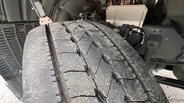 Standard SZM DAF XG 480 FT