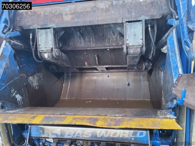 Garbage truck DAF CF75.250 6X2 Geesink GPM III v 17H25 Steering A...