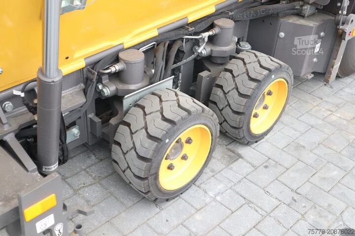Asphaltfertiger Volvo P2870 D ABG | ASPHALT PAVER | NEW / UNUSED | BO...