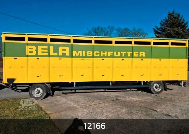 Príves na prepravu koní  Westrick VAH11  1.Stock Viehanhänger 21m²