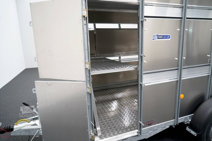 állatszállító pótkocsi Ifor Williams TA510|14x7|DOPPELSTOCK 434X178X214CM