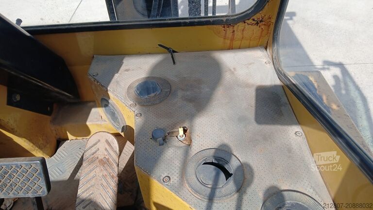 Chargeuse sur pneus Caterpillar