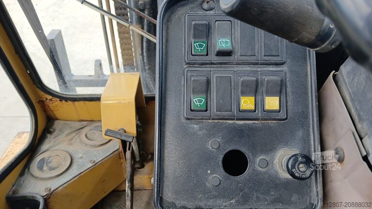 Chargeuse sur pneus Caterpillar 