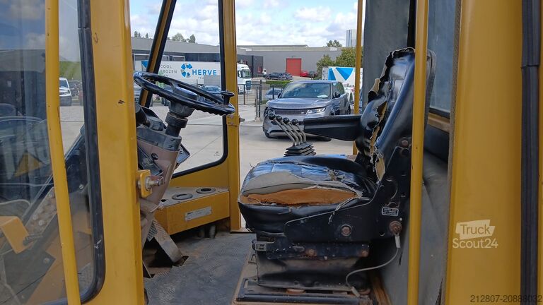 Chargeuse sur pneus Caterpillar 