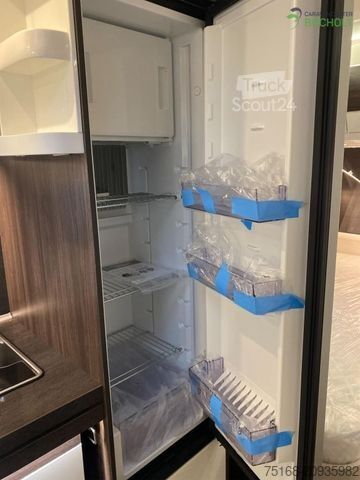 Lakókocsi HOBBY Prestige 620 CL Abverkauf / 2200 kg Achse