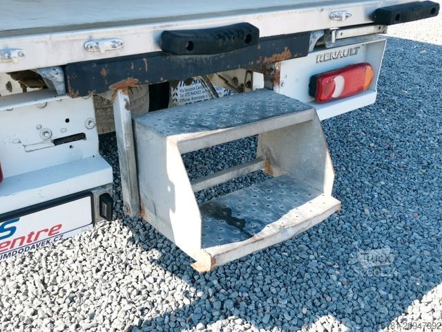 Autoutilitară frigorifică RENAULT Master 165DCI TIEFKÜHLER/ 6 PAL/ 380V/ ZWILLING