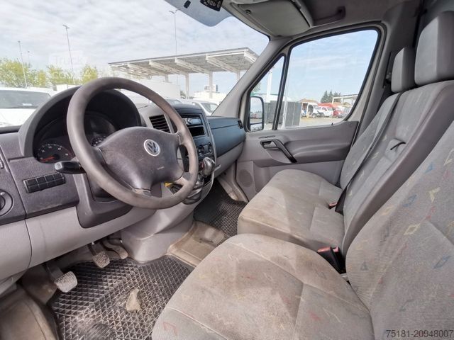 Furgon z wysokim dachem VOLKSWAGEN Crafter 2.5TDI/100KW L2H1/ KÜHLKASTEN/VIENTO 300