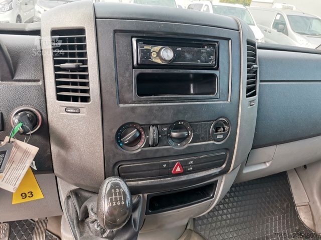 Furgon z wysokim dachem VOLKSWAGEN Crafter 2.5TDI/100KW L2H1/ KÜHLKASTEN/VIENTO 300