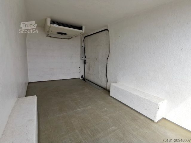 Furgon z wysokim dachem VOLKSWAGEN Crafter 2.5TDI/100KW L2H1/ KÜHLKASTEN/VIENTO 300