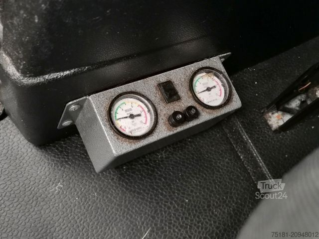 Furgon cu prelată laterală RENAULT Master 165DCI PRITSCHE 10PAL/ LUFT/ KLIMA