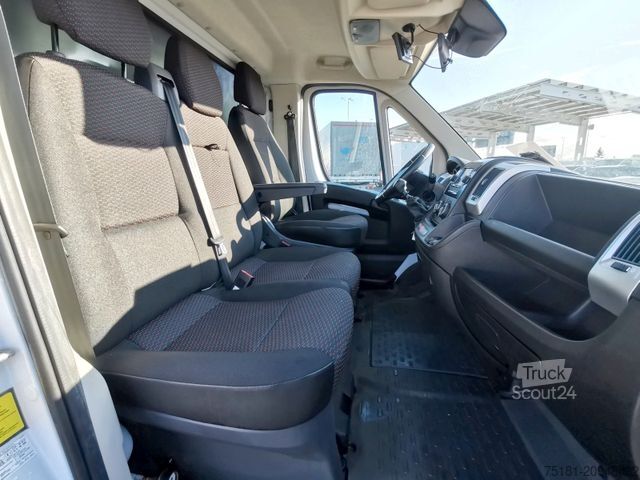 Aizkaru sānu furgons PEUGEOT 2.2HDI/121KW PRITSCHE 10PAL/LUFT/ KLIMA