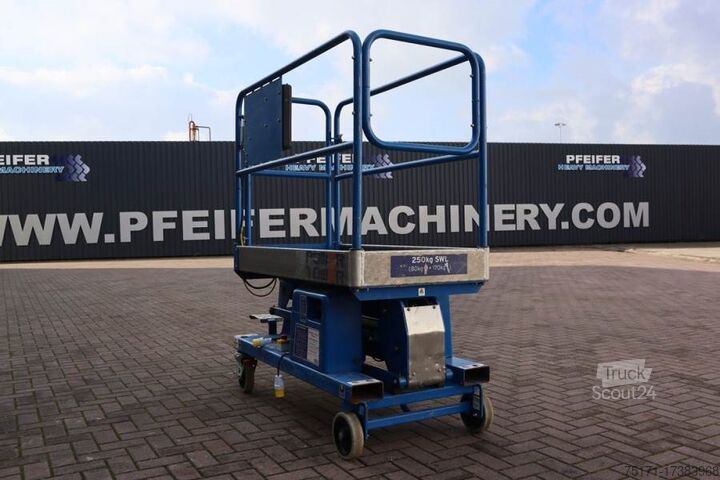 Plate-forme de travail télescopique articulée JLG Power Tower Electric, 5.10m Working Height, 250kg